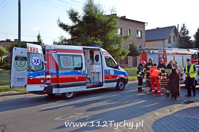 Trzy rozbite auta na ul. Harcerskiej Trzy rozbite auta na ul. Harcerskiej