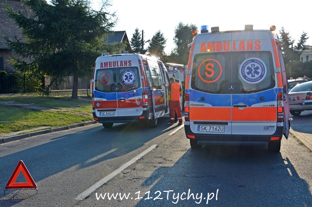 Trzy rozbite auta na ul. Harcerskiej Trzy rozbite auta na ul. Harcerskiej