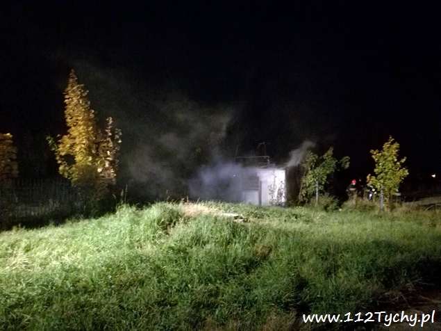 POŻAR ALTANY NA KATOWICKIEJ POŻAR ALTANY NA KATOWICKIEJ