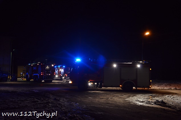 POŻAR BUDYNKU W KOBIÓRZE POŻAR BUDYNKU W KOBIÓRZE