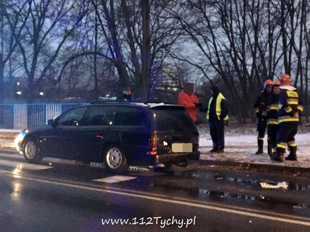 KOLIZJA DWÓCH OSOBOWEK NA BURSCHEGO KOLIZJA DWÓCH OSOBOWEK NA BURSCHEGO