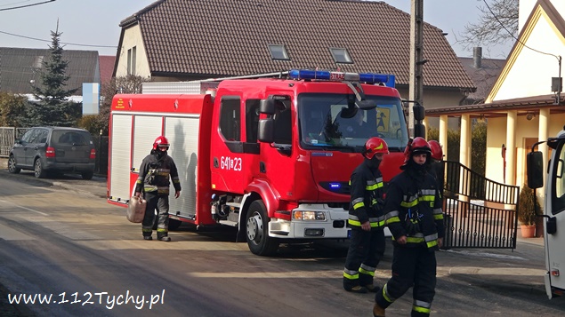 PLAMA OLEJU NA SKRZYŻOWANIU JEDNOŚCI Z TARGIELA PLAMA OLEJU NA SKRZYŻOWANIU JEDNOŚCI Z TARGIELA