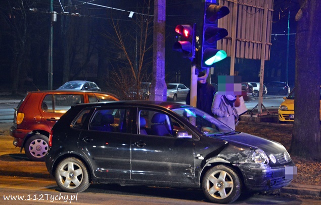 KOLIZJA DWÓCH VW POLO NA SKRZYŻOWANIU PRZY MAŁYM TESCO KOLIZJA DWÓCH VW POLO NA SKRZYŻOWANIU PRZY MAŁYM TESCO