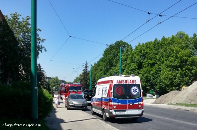 KOLIZJA OSOBÓWKI Z MOTOCYKLEM NA EDUKACJI KOLIZJA OSOBÓWKI Z MOTOCYKLEM NA EDUKACJI
