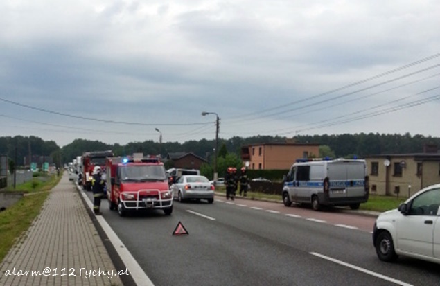 KARAMBOL NA DK 44 W ŚMIŁOWICACH KARAMBOL NA DK 44 W ŚMIŁOWICACH