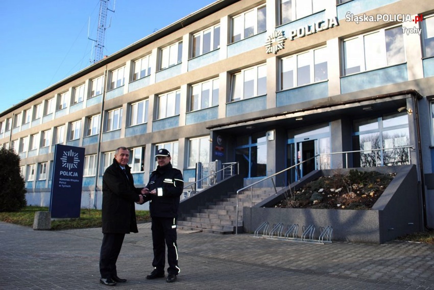PREZENTACJA NOWEGO RADARU I PRZEKAZANIE NOWYCH RADIOWOZÓW PREZENTACJA NOWEGO RADARU I PRZEKAZANIE NOWYCH RADIOWOZÓW
