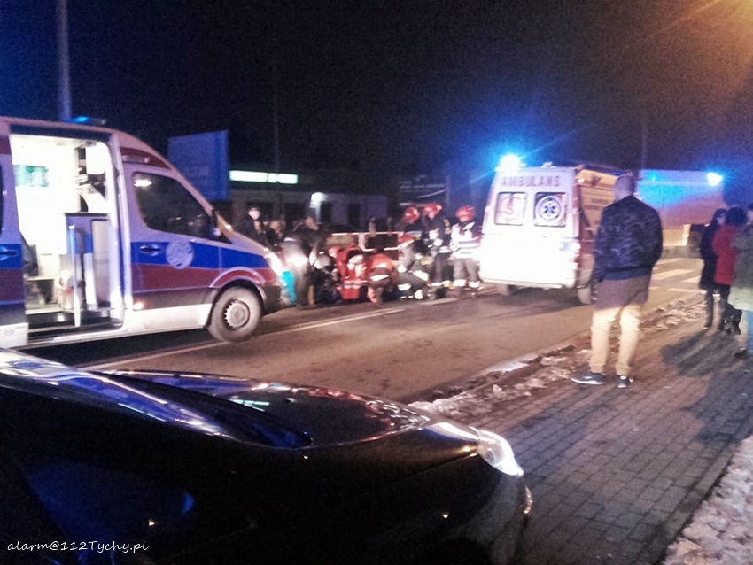POTRĄCENIE OJCA Z SYNEM NA OZNAKOWANYM PRZEJŚCIU DLA PIESZYCH W LĘDZINACH POTRĄCENIE OJCA Z SYNEM NA OZNAKOWANYM PRZEJŚCIU DLA PIESZYCH W LĘDZINACH