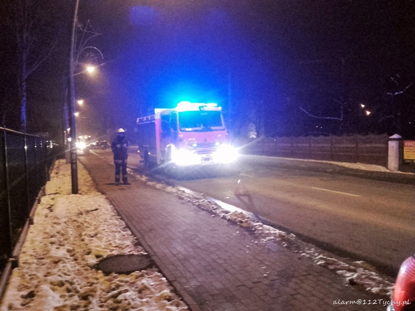 POTRĄCENIE OJCA Z SYNEM NA OZNAKOWANYM PRZEJŚCIU DLA PIESZYCH W LĘDZINACH POTRĄCENIE OJCA Z SYNEM NA OZNAKOWANYM PRZEJŚCIU DLA PIESZYCH W LĘDZINACH