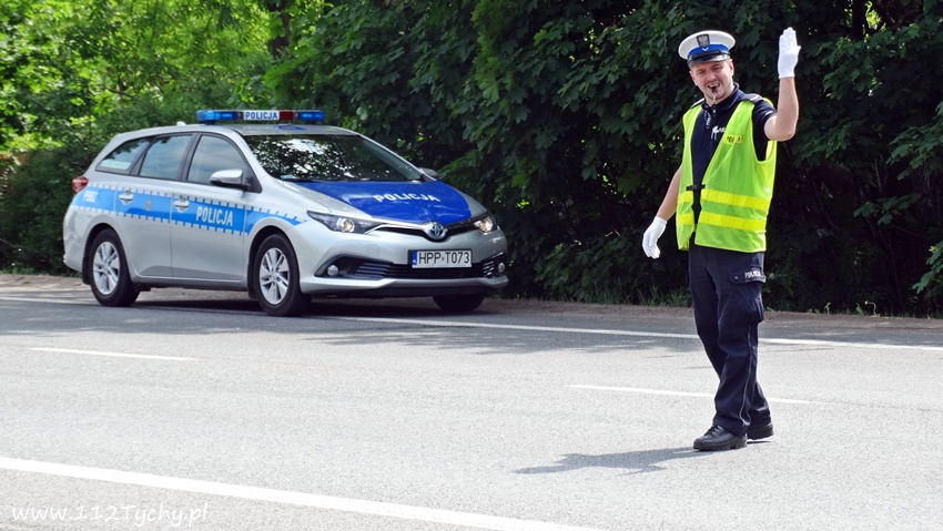 ZDERZENIE DOSTAWCZAKA Z OSOBÓWKĄ NA OŚWIĘCIMSKIEJ ZDERZENIE DOSTAWCZAKA Z OSOBÓWKĄ NA OŚWIĘCIMSKIEJ