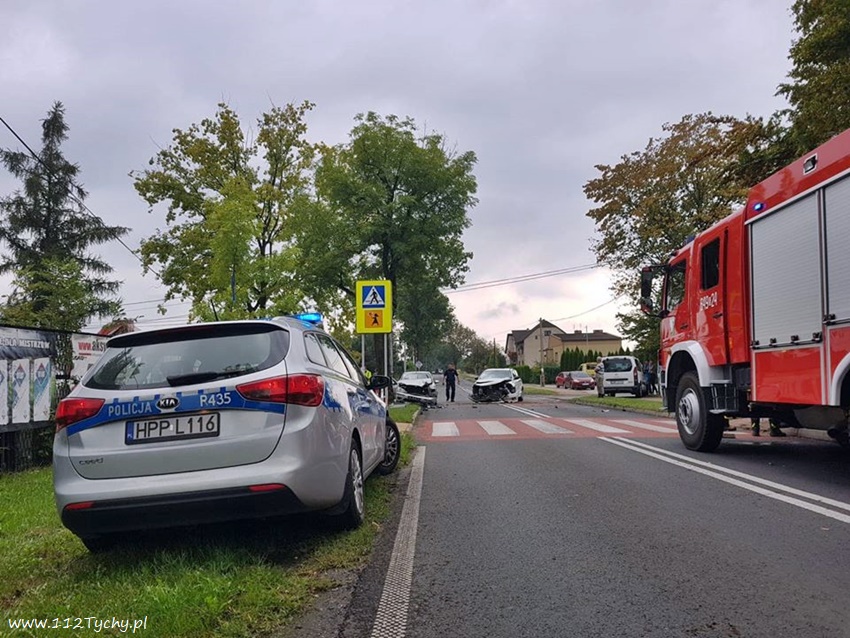 ZDARZENIA DROGOWE NA ULICY GOŚCINNEJ W BOJSZOWACH ZDARZENIA DROGOWE NA ULICY GOŚCINNEJ W BOJSZOWACH