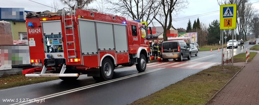 ZDERZENIE DWÓCH OSOBÓWEK W BOJSZOWACH ZDERZENIE DWÓCH OSOBÓWEK W BOJSZOWACH