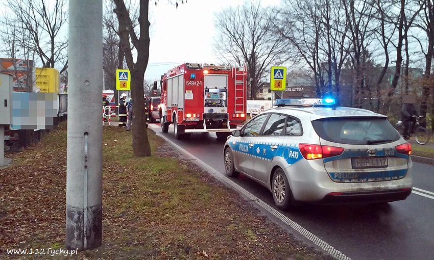 ZDERZENIE DWÓCH OSOBÓWEK W BOJSZOWACH ZDERZENIE DWÓCH OSOBÓWEK W BOJSZOWACH
