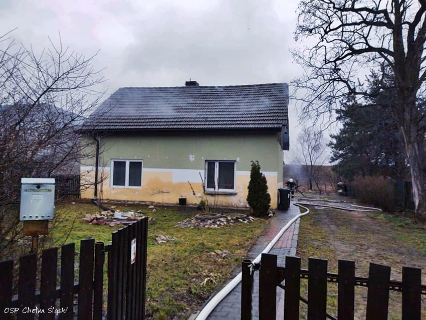 POŻAR PUSTOSTANU W CHEŁMIE ŚLĄSKIM POŻAR PUSTOSTANU W CHEŁMIE ŚLĄSKIM