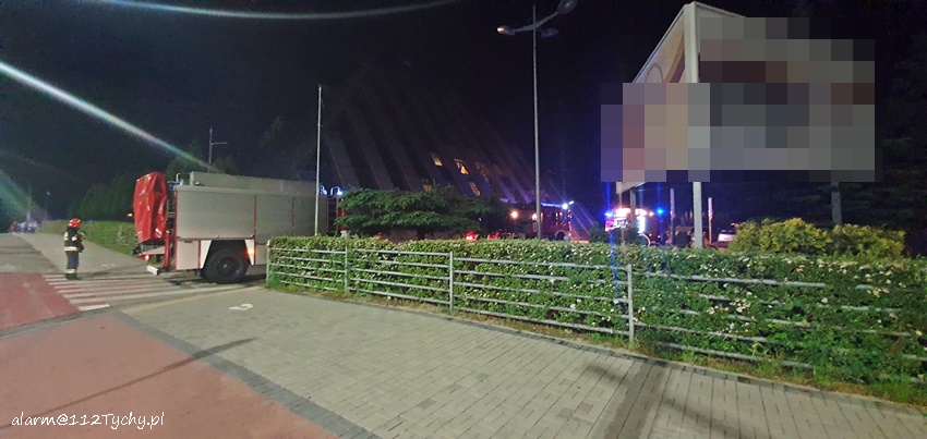 POŻAR W HOTELU PIRAMIDA PRZY UL.SIKORSKIEGO POŻAR W HOTELU PIRAMIDA PRZY UL.SIKORSKIEGO