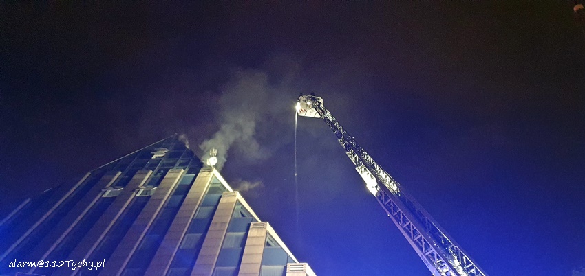 POŻAR W HOTELU PIRAMIDA PRZY UL.SIKORSKIEGO POŻAR W HOTELU PIRAMIDA PRZY UL.SIKORSKIEGO