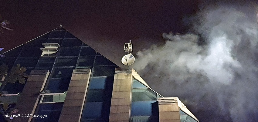 POŻAR W HOTELU PIRAMIDA PRZY UL.SIKORSKIEGO POŻAR W HOTELU PIRAMIDA PRZY UL.SIKORSKIEGO