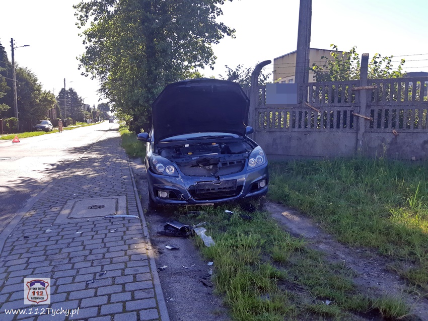 ZDERZENIE DWÓCH OSOBÓWEK NA UL. HALLERA W IMIELINIE ZDERZENIE DWÓCH OSOBÓWEK NA UL. HALLERA W IMIELINIE