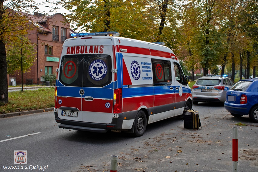 INTERWENCJA SŁUŻB RATUNKOWYCH W TYM ŚMIGŁOWCA LPR - RATOWNIK 4 NA AL. BIELSKIEJ INTERWENCJA SŁUŻB RATUNKOWYCH W TYM ŚMIGŁOWCA LPR - RATOWNIK 4 NA AL. BIELSKIEJ