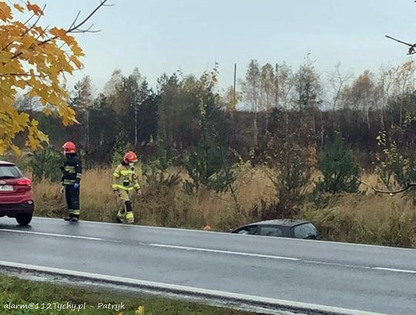 ZDERZENIE DWÓCH OSOBÓWEK NA UL. WARSZAWSKIEJ W BIERUNIU ZDERZENIE DWÓCH OSOBÓWEK NA UL. WARSZAWSKIEJ W BIERUNIU