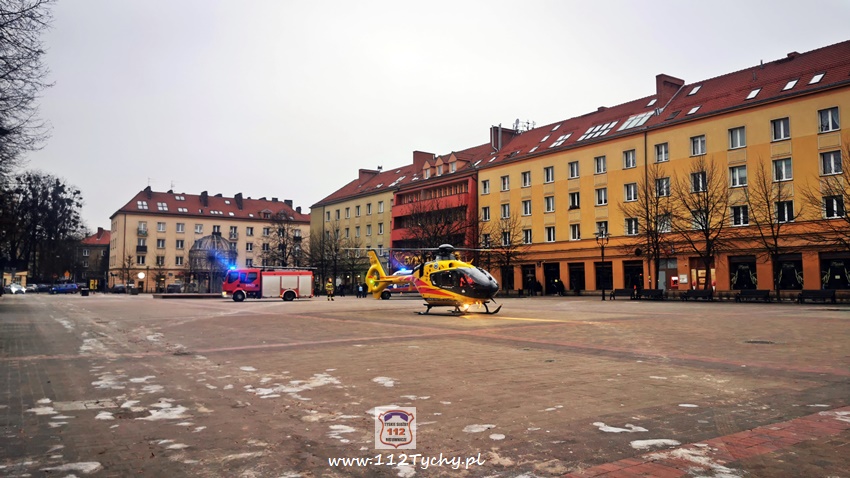 NZK U MŁODEJ KOBIETY NA UL. BUDOWLANYCH - INTERWENCJA SŁUŻB RATUNKOWYCH NZK U MŁODEJ KOBIETY NA UL. BUDOWLANYCH - INTERWENCJA SŁUŻB RATUNKOWYCH