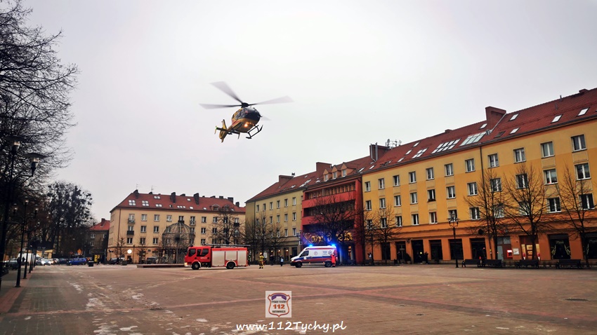 NZK U MŁODEJ KOBIETY NA UL. BUDOWLANYCH - INTERWENCJA SŁUŻB RATUNKOWYCH NZK U MŁODEJ KOBIETY NA UL. BUDOWLANYCH - INTERWENCJA SŁUŻB RATUNKOWYCH