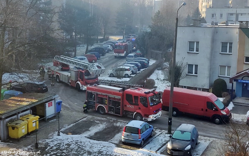 PRZYPALONA POTRAWA W MIESZKANIU PRZY UL. ZAPOLSKIEJ 12 PRZYPALONA POTRAWA W MIESZKANIU PRZY UL. ZAPOLSKIEJ 12