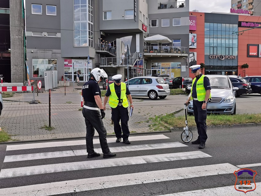 POTRĄCENIE 11 - LETNIEGO ROWERZYSTY NA AL. JANA PAWŁA II POTRĄCENIE 11 - LETNIEGO ROWERZYSTY NA AL. JANA PAWŁA II