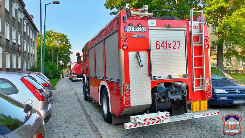 WYCZUWALNY ZAPACH GAZU W BUDYNKU WIELORODZINNYM PRZY UL. BRATERSKIEJ WYCZUWALNY ZAPACH GAZU W BUDYNKU WIELORODZINNYM PRZY UL. BRATERSKIEJ