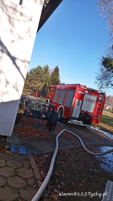 POŻAR KOTŁOWNI NA UL. BARWNEJ W ŚWIERCZYŃCU POŻAR KOTŁOWNI NA UL. BARWNEJ W ŚWIERCZYŃCU