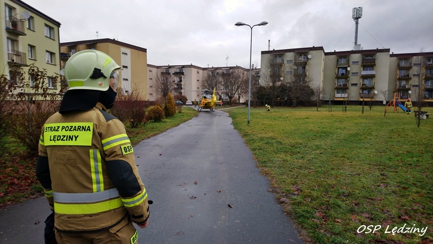 INTERWENCJA LATAJĄCEJ KARETKI W LĘDZINACH INTERWENCJA LATAJĄCEJ KARETKI W LĘDZINACH