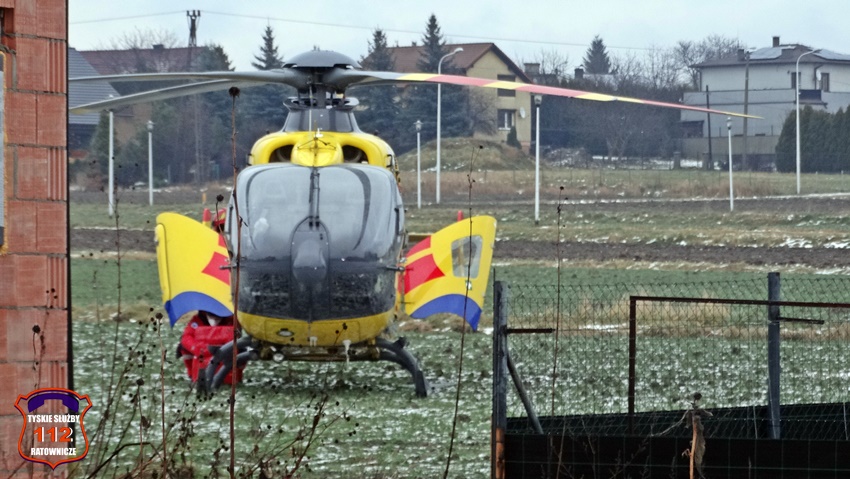 INTERWENCJA SŁUŻB RATUNKOWYCH W DOMU PRZY UL. MĄKOŁOWSKIEJ INTERWENCJA SŁUŻB RATUNKOWYCH W DOMU PRZY UL. MĄKOŁOWSKIEJ