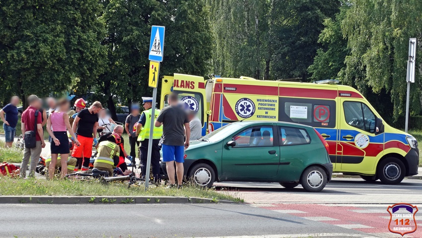 POTRĄCENIE ROWERZYSTKI NA UL. ARMII KRAJOWEJ POTRĄCENIE ROWERZYSTKI NA UL. ARMII KRAJOWEJ