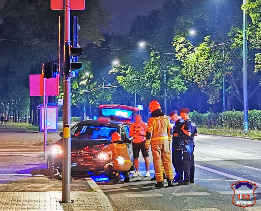 WIECZORNA KOLIZJA DWÓCH OSOBÓWEK WIECZORNA KOLIZJA DWÓCH OSOBÓWEK