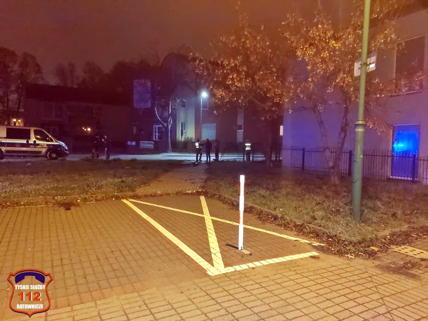 UJĘCIE PIJANEGO KIEROWCY NA UL. PAPROCAŃSKIEJ PRZEZ STRAŻ MIEJSKĄ UJĘCIE PIJANEGO KIEROWCY NA UL. PAPROCAŃSKIEJ PRZEZ STRAŻ MIEJSKĄ