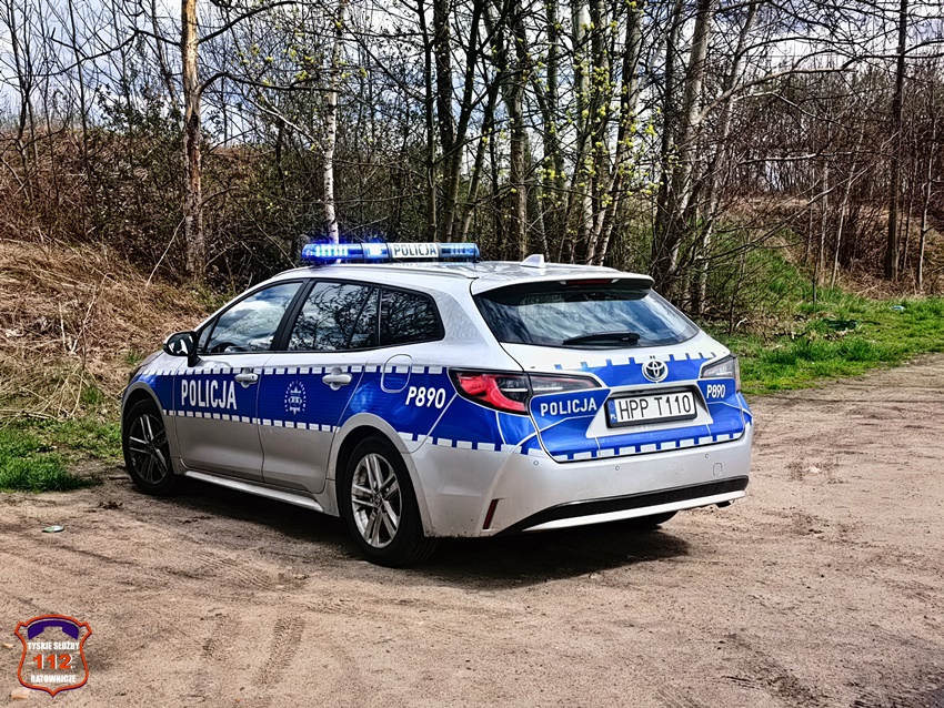 POŻAR TRAW I NIEUŻYTKÓW NA NASYPIE KOLEJOWYM W REJONIE UL. SERDECZNEJ I URBANOWICKIEJ POŻAR TRAW I NIEUŻYTKÓW NA NASYPIE KOLEJOWYM W REJONIE UL. SERDECZNEJ I URBANOWICKIEJ
