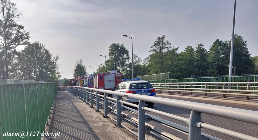 CZOŁOWE ZDERZENIE DWÓCH OSOBÓWEK NA UL. CENTRALNEJ W KOBIÓRZE CZOŁOWE ZDERZENIE DWÓCH OSOBÓWEK NA UL. CENTRALNEJ W KOBIÓRZE