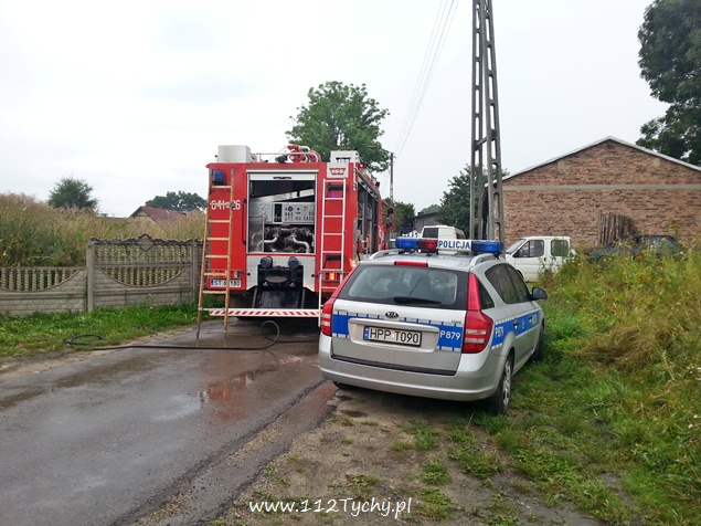 Pożar domu na ul. Wiejskiej Pożar domu na ul. Wiejskiej